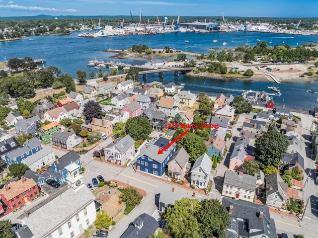 $895,000 | 279 Marcy Street, Unit 3, Portsmouth, NH 03801