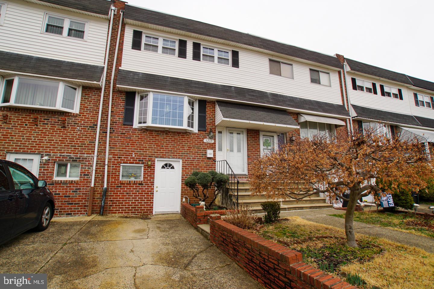 3217 Morning Glory Road Philadelphia, PA 19154 - Photo 35 of 35
