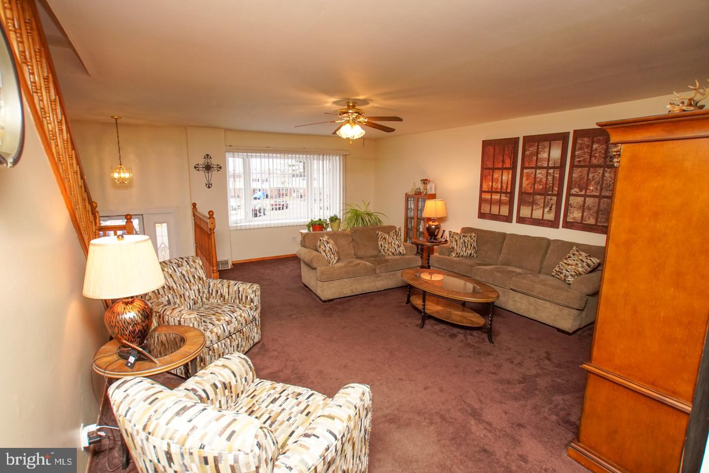 3217 Morning Glory Road Philadelphia, PA 19154 - Photo 10 of 35