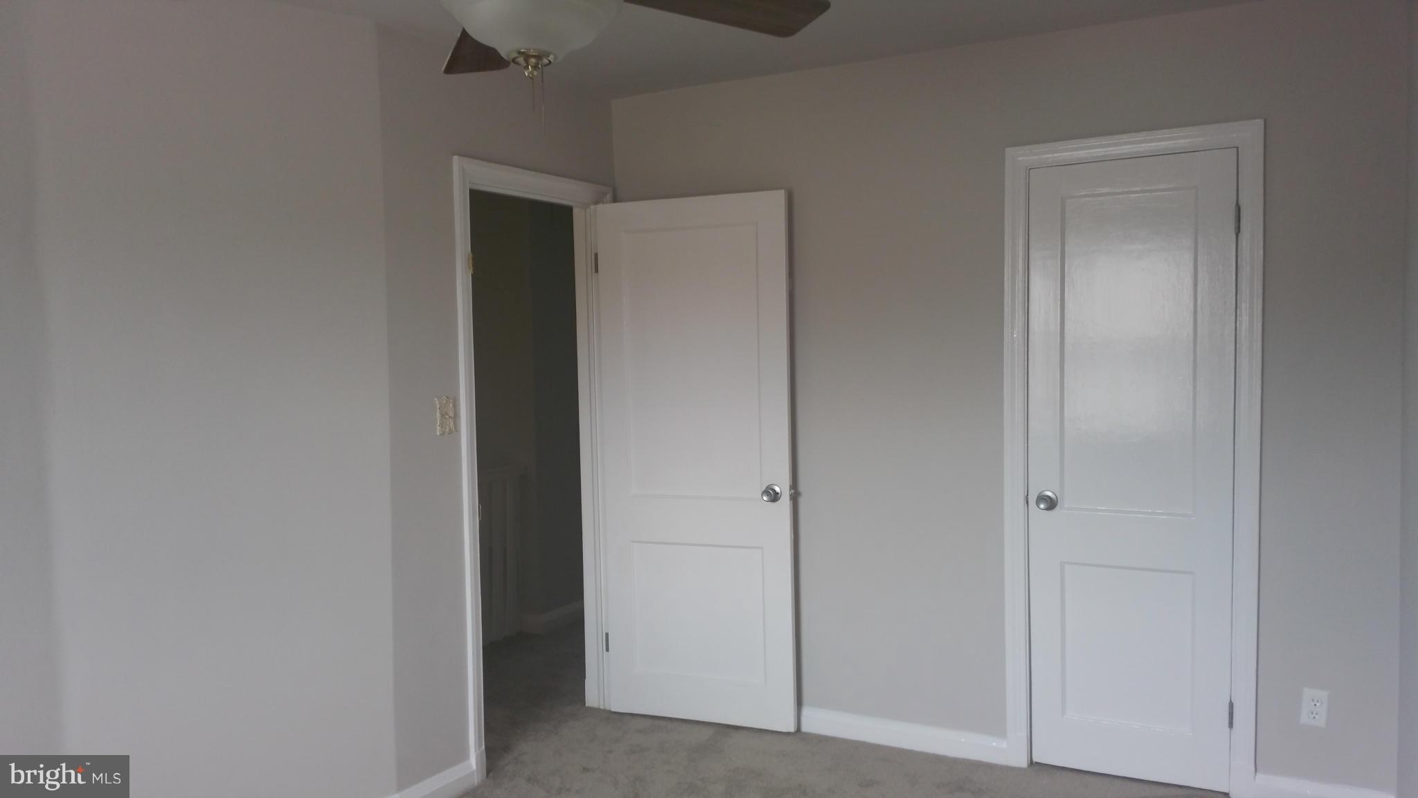 5524 Oakland Road Baltimore, MD 21227 - Photo 11 of 28 Bedroom