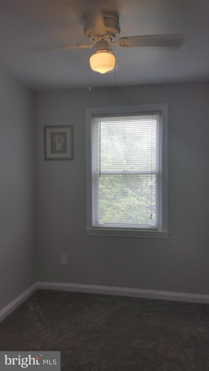 5524 Oakland Road Baltimore, MD 21227 - Photo 14 of 28 Bedroom