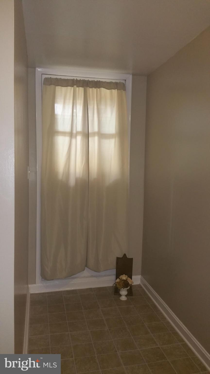 5524 Oakland Road Baltimore, MD 21227 - Photo 25 of 28 Basement