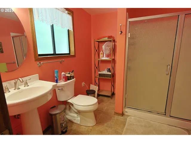 $821,750 | 95743 Haynes Way Lane, North Bend, OR 97459