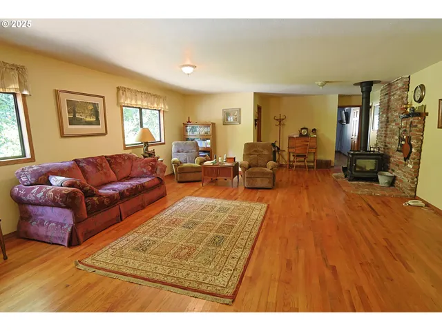 $821,750 | 95743 Haynes Way Lane, North Bend, OR 97459