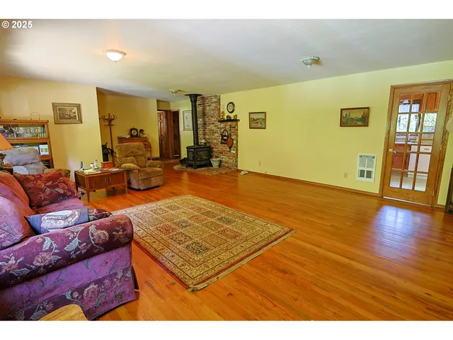 $821,750 | 95743 Haynes Way Lane, North Bend, OR 97459