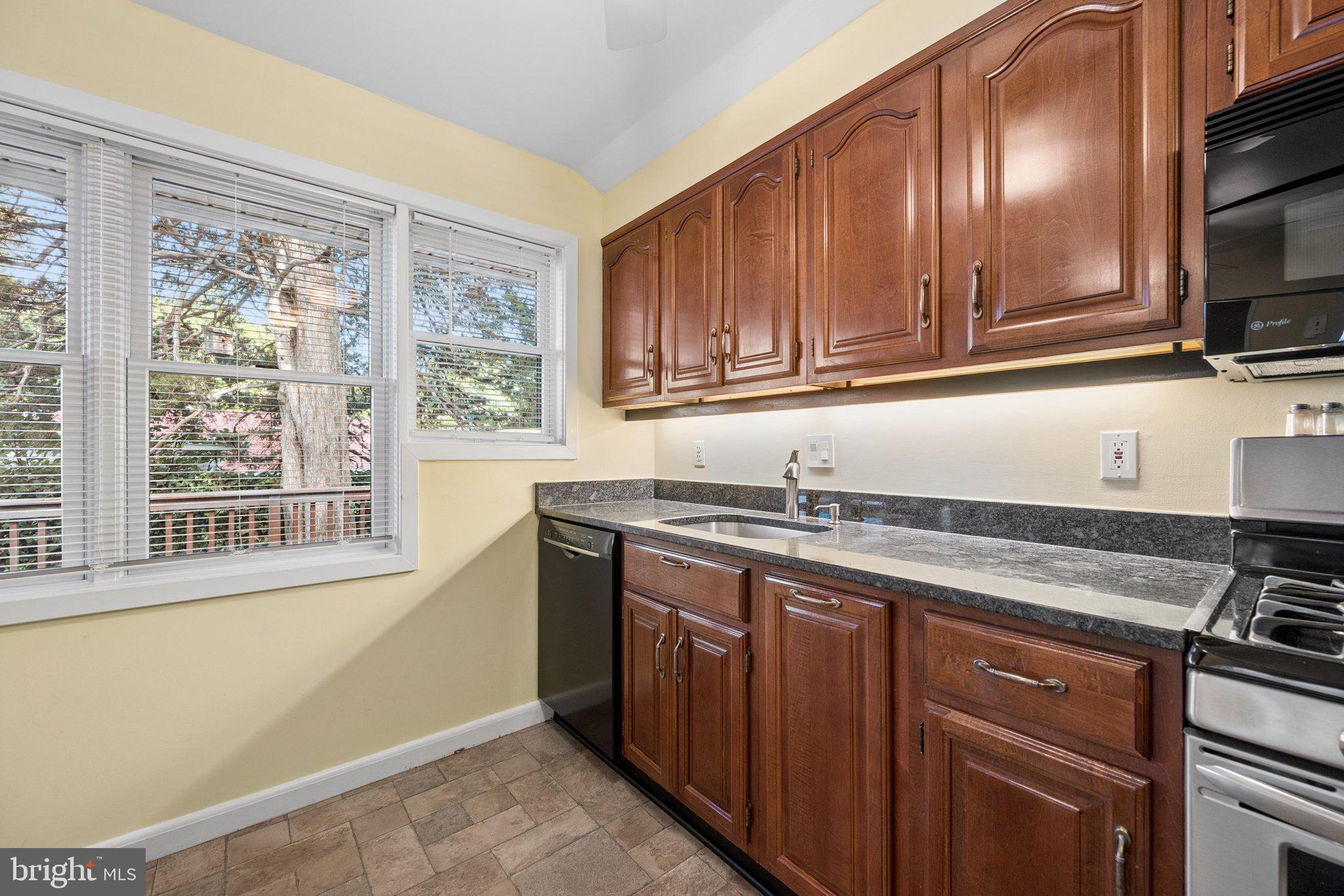 12725 Holdridge Road Silver Spring, MD 20906 - Photo 13 of 56 Kitchen