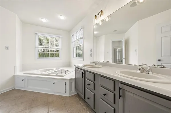 $444,900 | 1007 Fieldstone Drive, Canonsburg, PA 15317