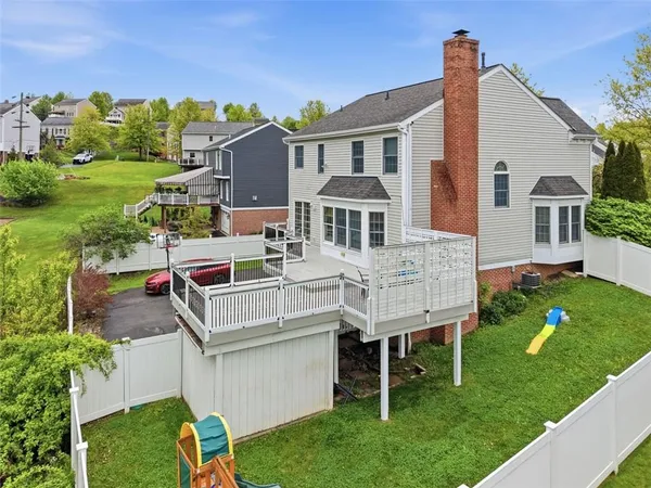 $444,900 | 1007 Fieldstone Drive, Canonsburg, PA 15317
