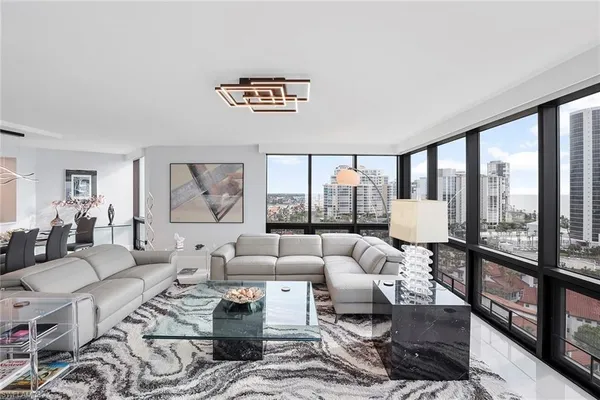 $25,000 | 4751 Gulf Shore Boulevard North, Unit 1408, Naples, FL 34103