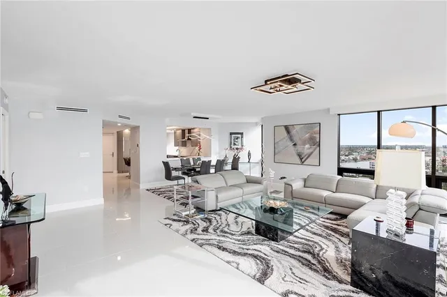 $25,000 | 4751 Gulf Shore Boulevard North, Unit 1408, Naples, FL 34103