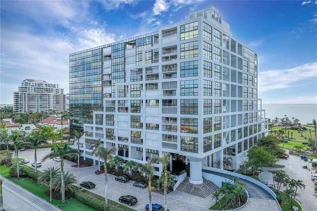 $25,000 | 4751 Gulf Shore Boulevard North, Unit 1408, Naples, FL 34103