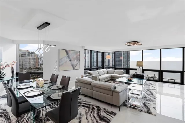 $25,000 | 4751 Gulf Shore Boulevard North, Unit 1408, Naples, FL 34103