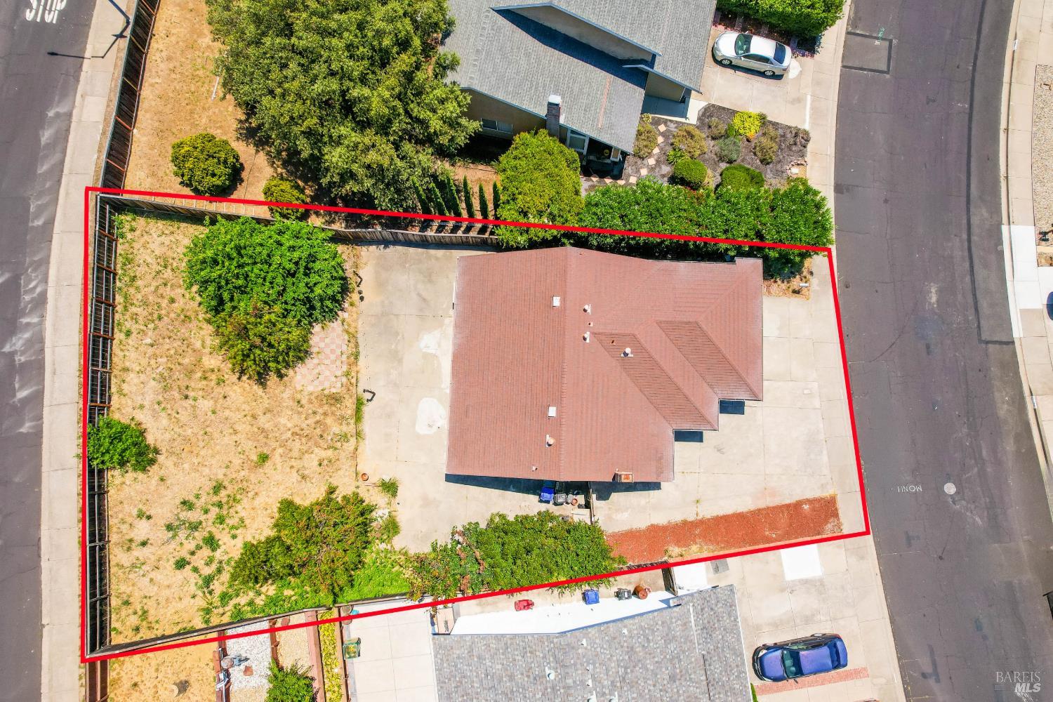 740 Coral Ridge Circle Rodeo, CA 94572 - Photo 5 of 58