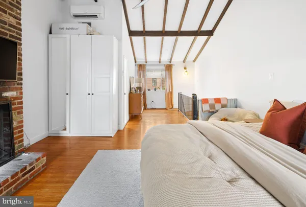 $3,850 | 1704 Naudain Street, Philadelphia, PA 19146