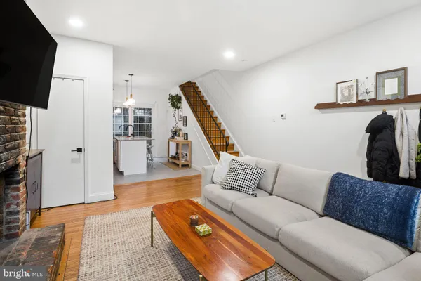 $3,850 | 1704 Naudain Street, Philadelphia, PA 19146