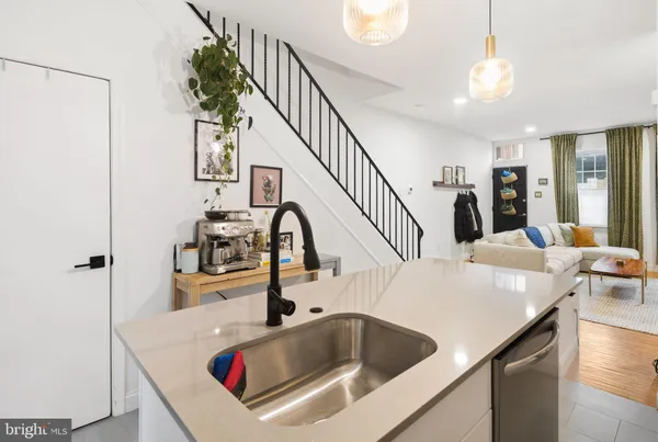 $3,850 | 1704 Naudain Street, Philadelphia, PA 19146