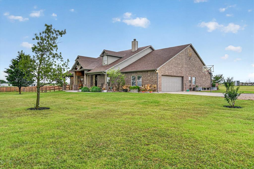 19001 North County Line Road Ponder, TX 76259 - Photo 3 of 40