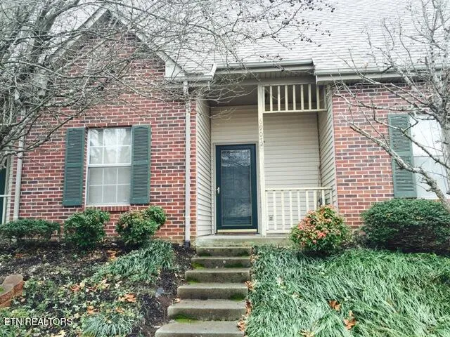 $1,400 | 6907 Kings Crossing Way, Knoxville, TN 37918