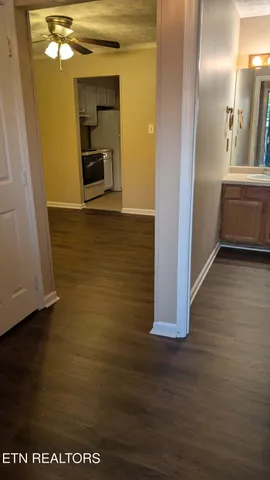 $1,400 | 6907 Kings Crossing Way, Knoxville, TN 37918