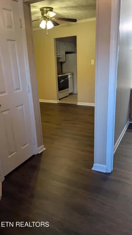 $1,400 | 6907 Kings Crossing Way, Knoxville, TN 37918