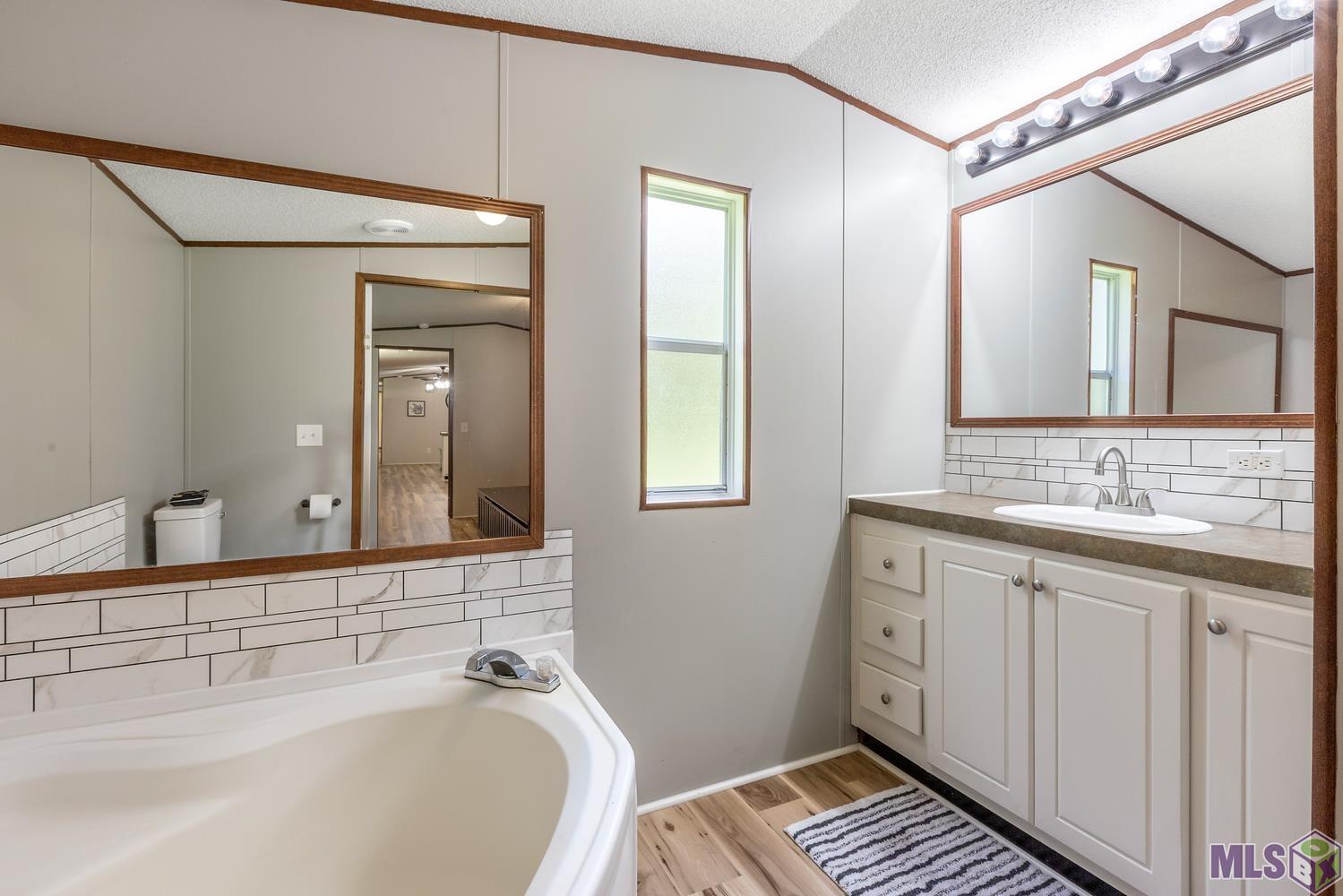 17595 Joe Sevario Road Prairieville, LA 70769 - Photo 11 of 18 Gallery Image 11