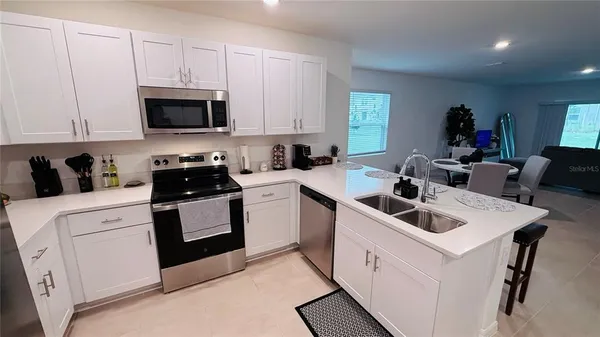 $2,400 | 5766 Le Marin Way, Kissimmee, FL 34758