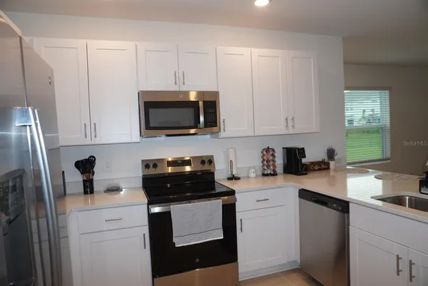 $2,400 | 5766 Le Marin Way, Kissimmee, FL 34758