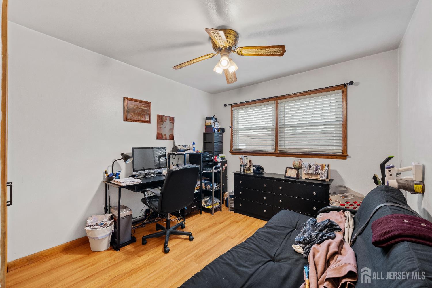 8 Johnson Street Carteret, NJ 07008 - Photo 24 of 50