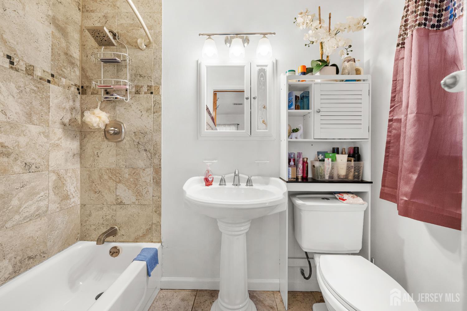 8 Johnson Street Carteret, NJ 07008 - Photo 25 of 50