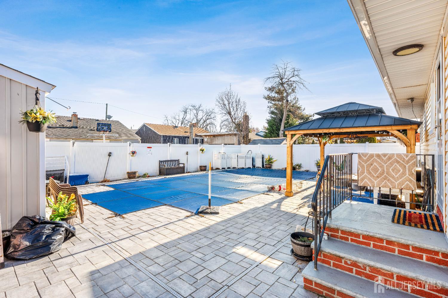 8 Johnson Street Carteret, NJ 07008 - Photo 42 of 50