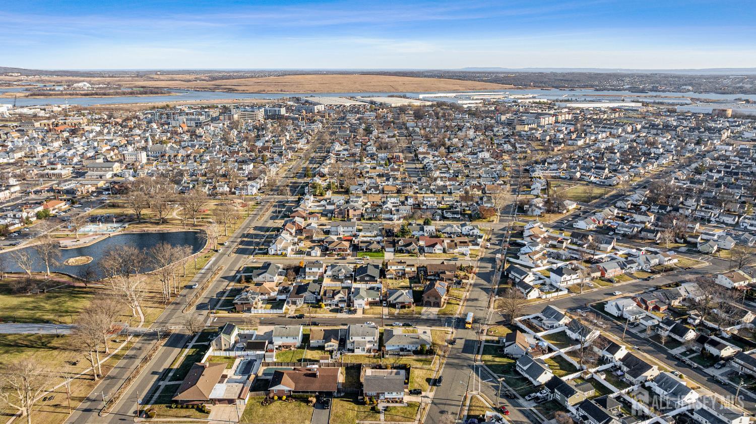 8 Johnson Street Carteret, NJ 07008 - Photo 49 of 50