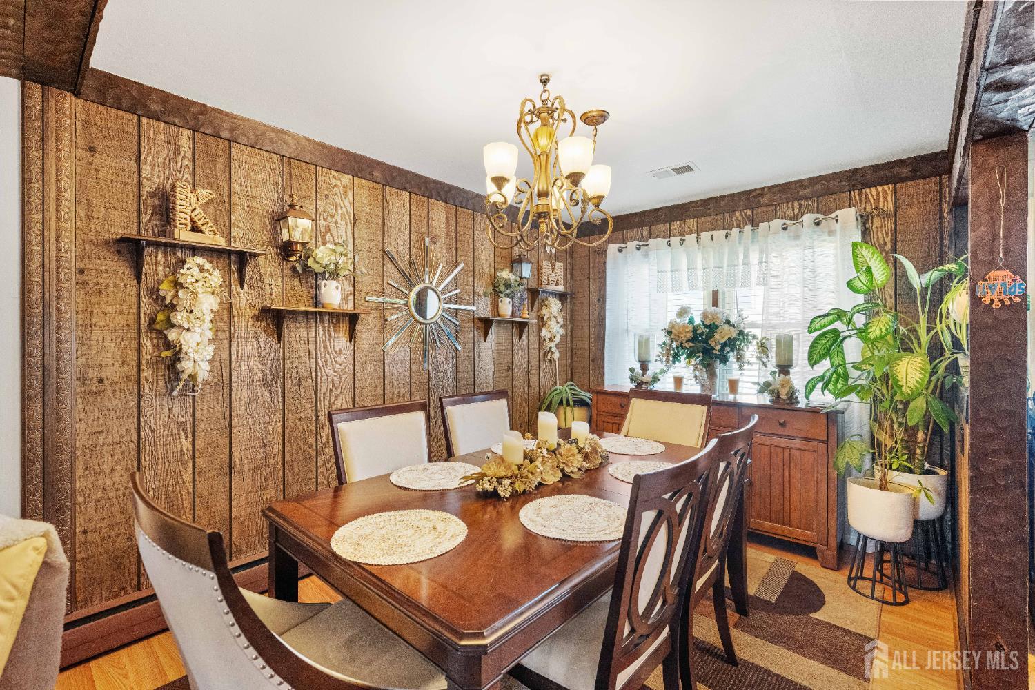 8 Johnson Street Carteret, NJ 07008 - Photo 10 of 50