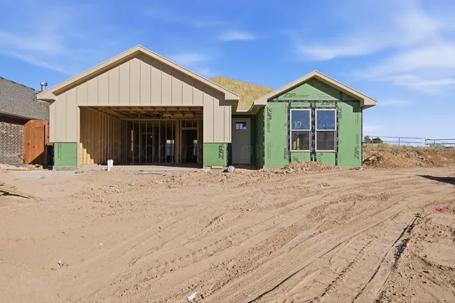 $389,900 | 10 Gagestone Drive, Canyon, TX 79015