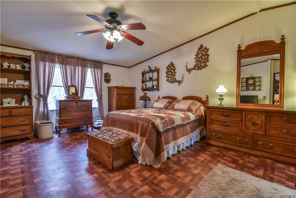 1114 Sharon Ridge Road Fairview, NC 28730 - Photo 14 of 26 Gallery Image 14