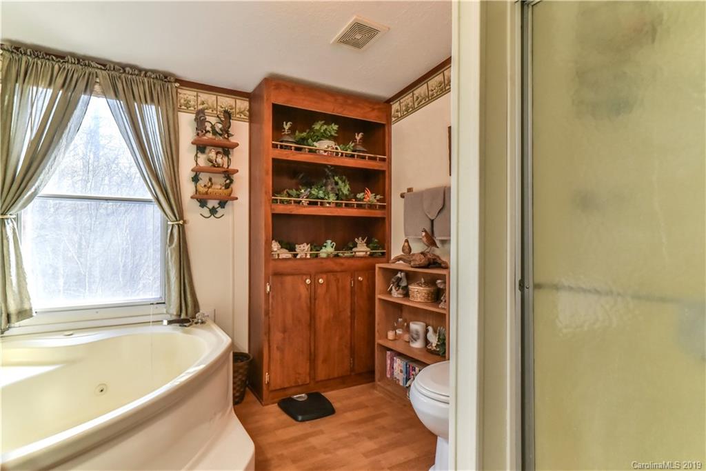 1114 Sharon Ridge Road Fairview, NC 28730 - Photo 17 of 26 Gallery Image 17