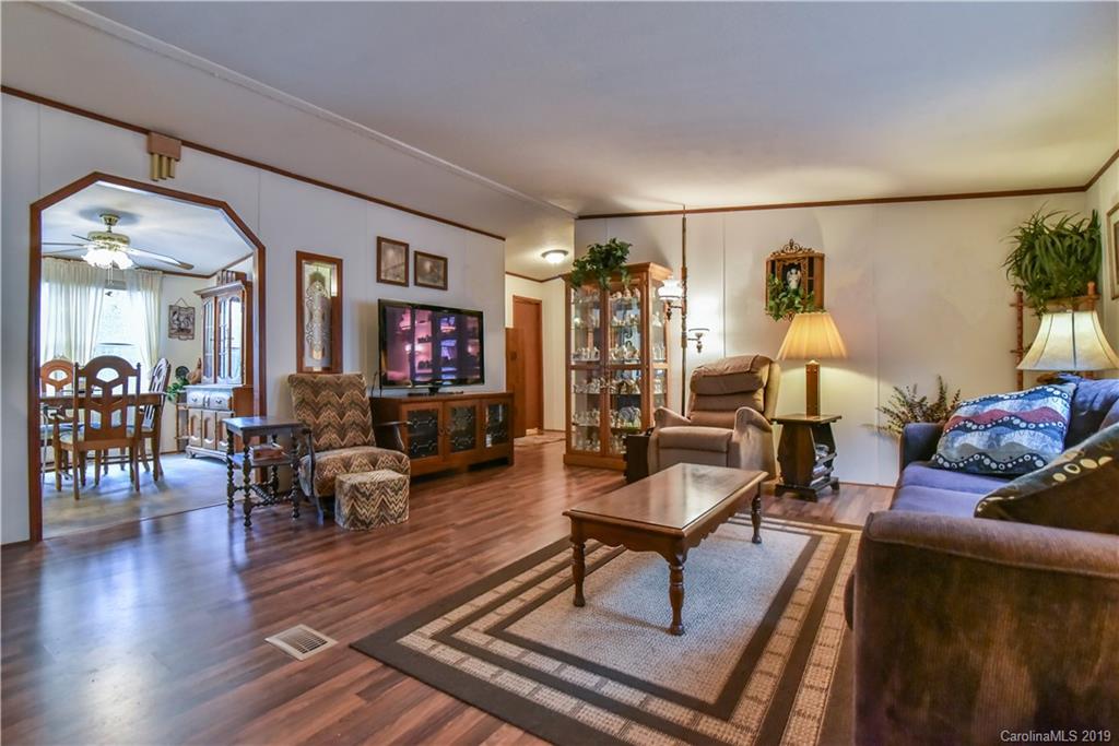 1114 Sharon Ridge Road Fairview, NC 28730 - Photo 5 of 26 Gallery Image 5