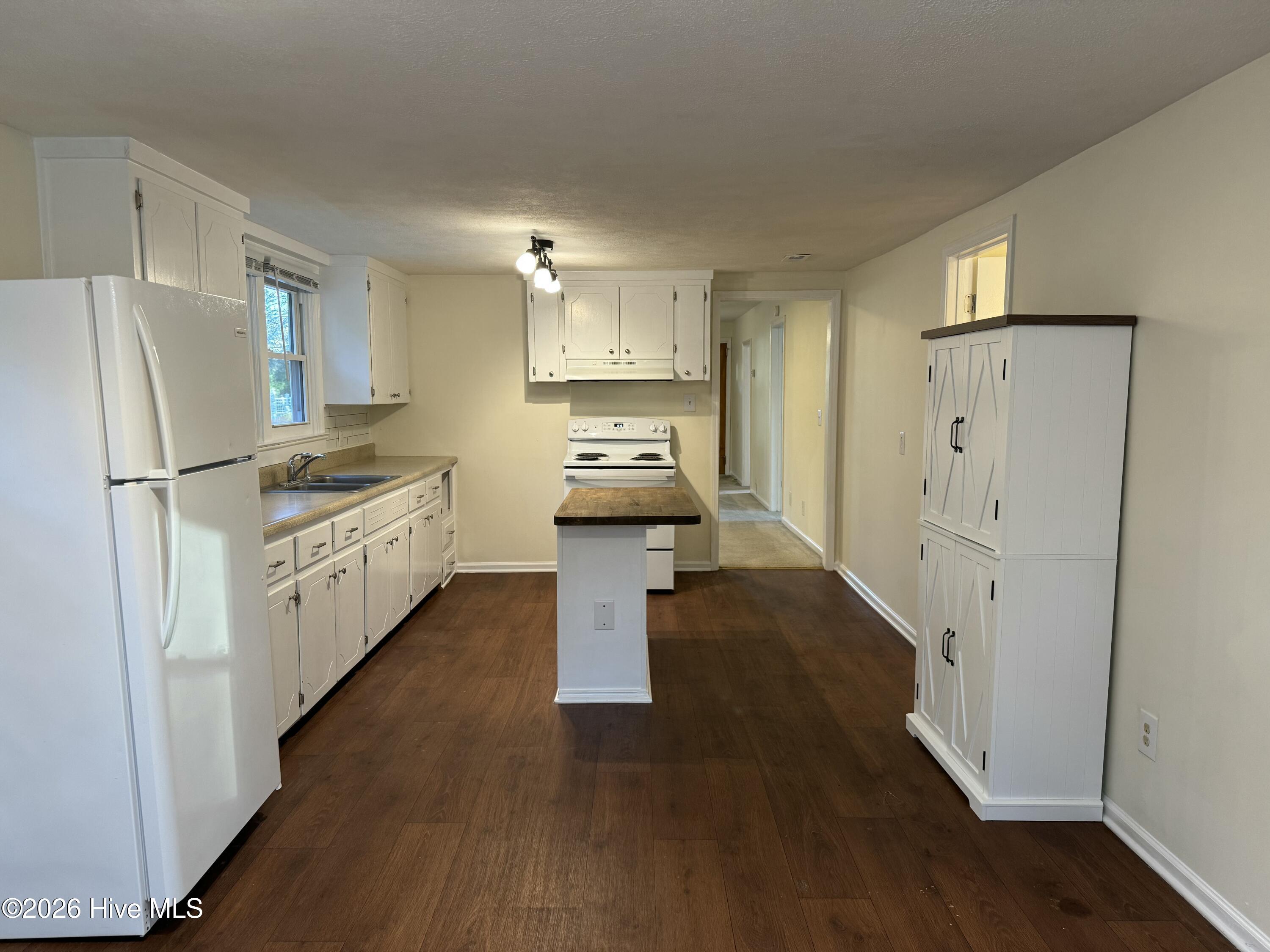 5324 Masonboro Loop Road Wilmington, NC 28409 - Photo 10 of 26 IMG_8565