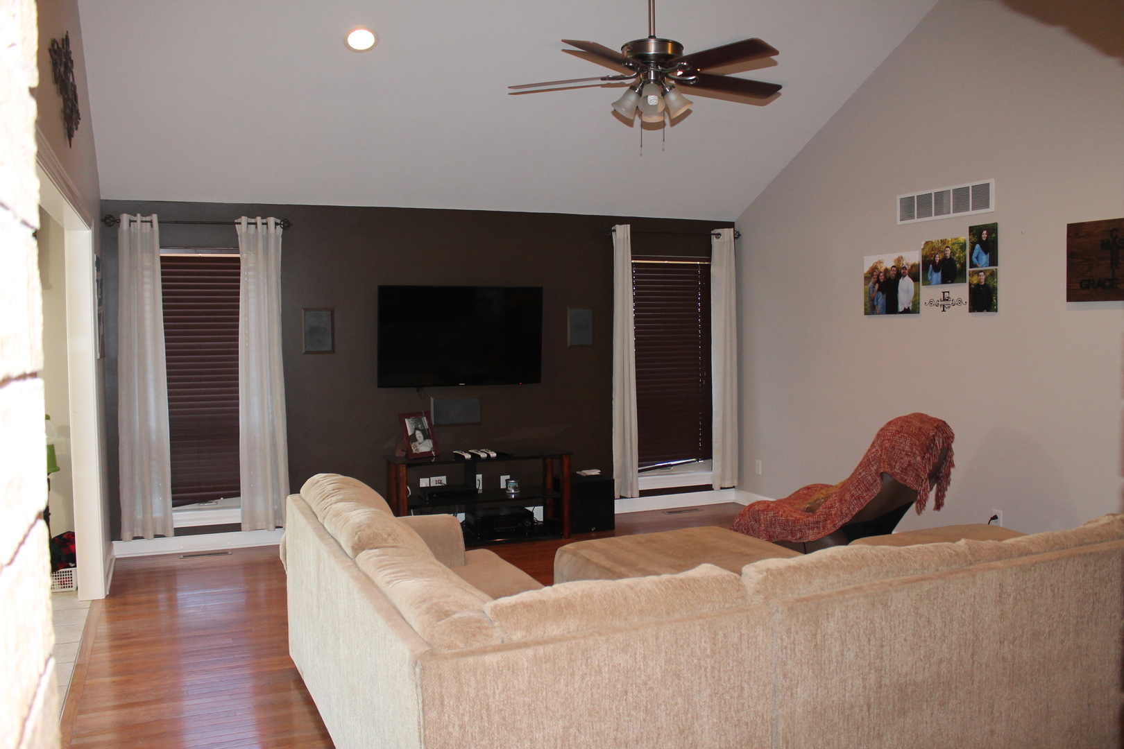 3032 East 29th Road Seneca, IL 61360 - Photo 3 of 21