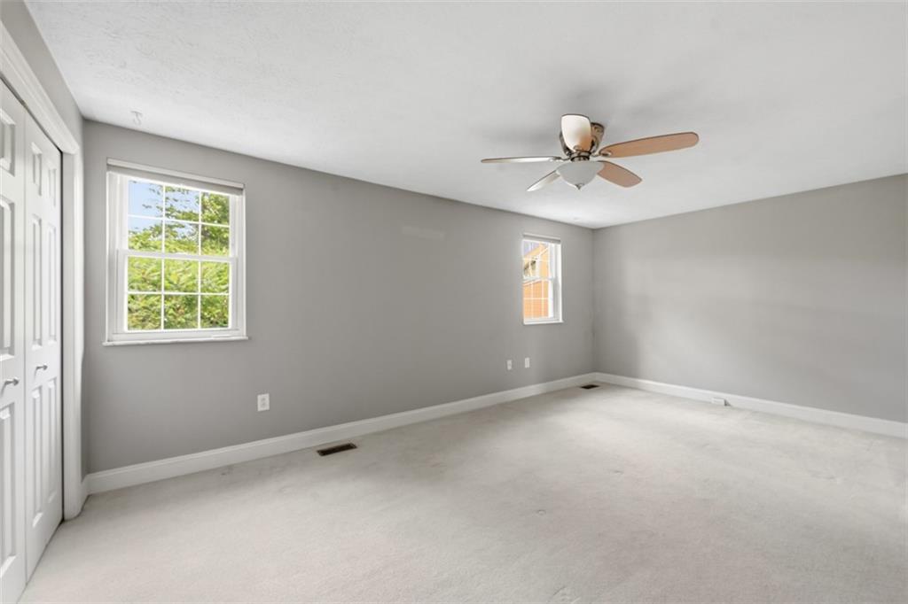 2736 Meadowcrest Court Wexford, PA 15090 - Photo 19 of 32