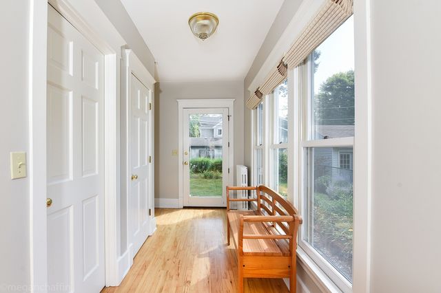 $560,000 | 204 5th Street, Wilmette, IL 60091