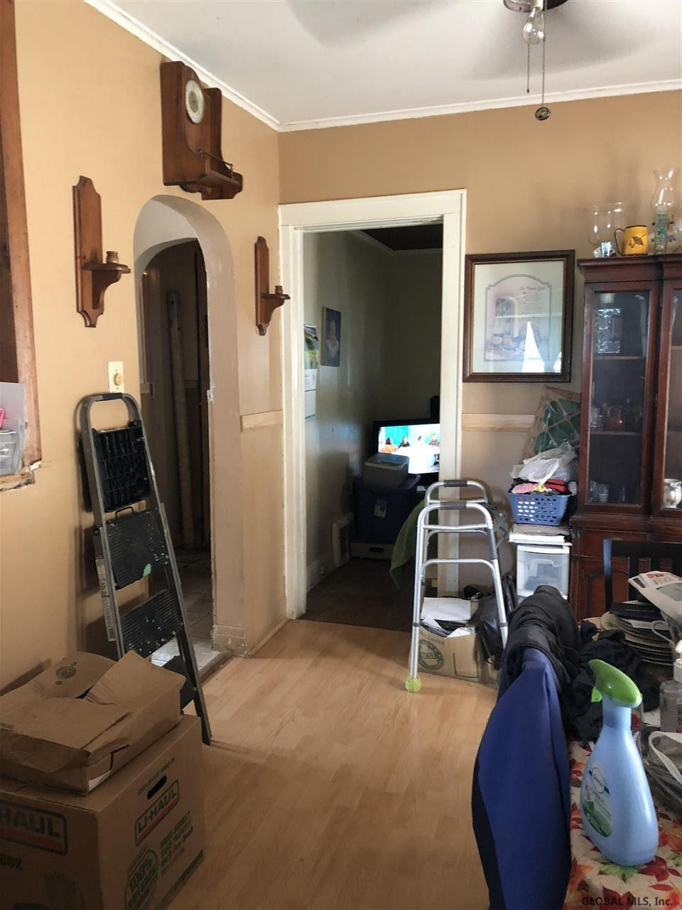 213 Clayton Road Schenectady, NY 12304 - Photo 15 of 34 Photo 15