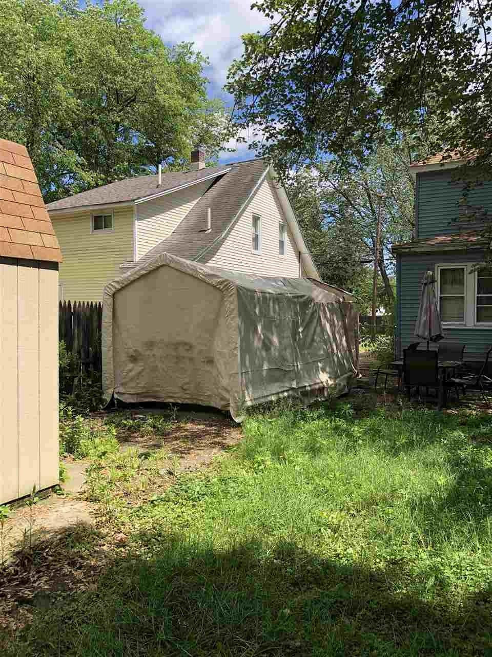 213 Clayton Road Schenectady, NY 12304 - Photo 4 of 34 Photo 4
