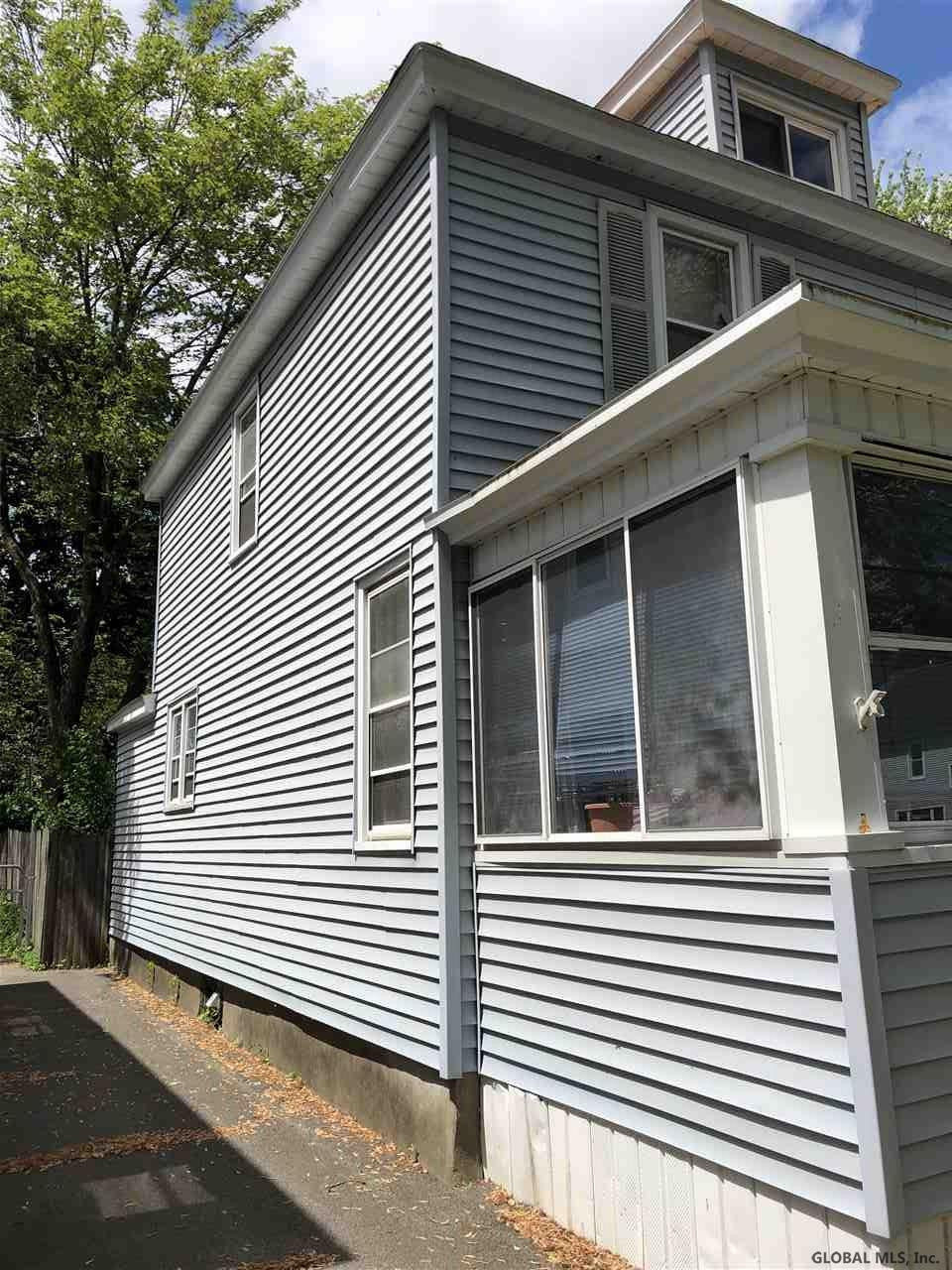 213 Clayton Road Schenectady, NY 12304 - Photo 6 of 34 Photo 6
