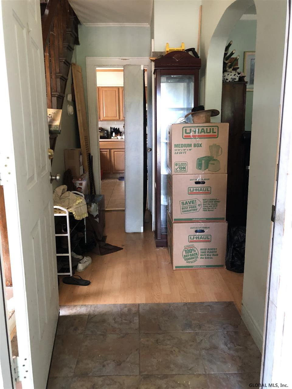 213 Clayton Road Schenectady, NY 12304 - Photo 9 of 34 Photo 9
