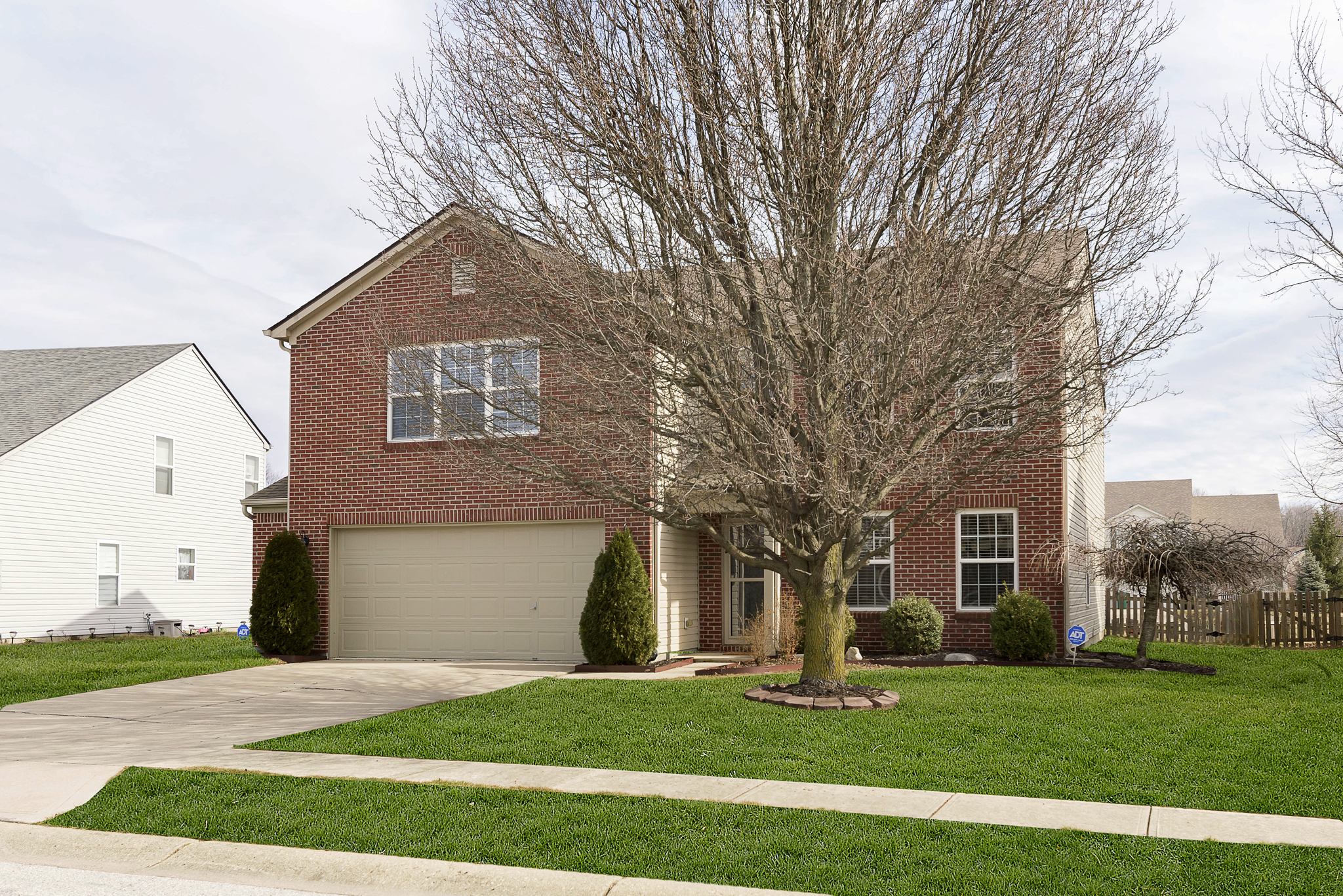 1254 Summer Ridge Lane Brownsburg, IN 46112 - Photo 2 of 33 Gallery Image 2