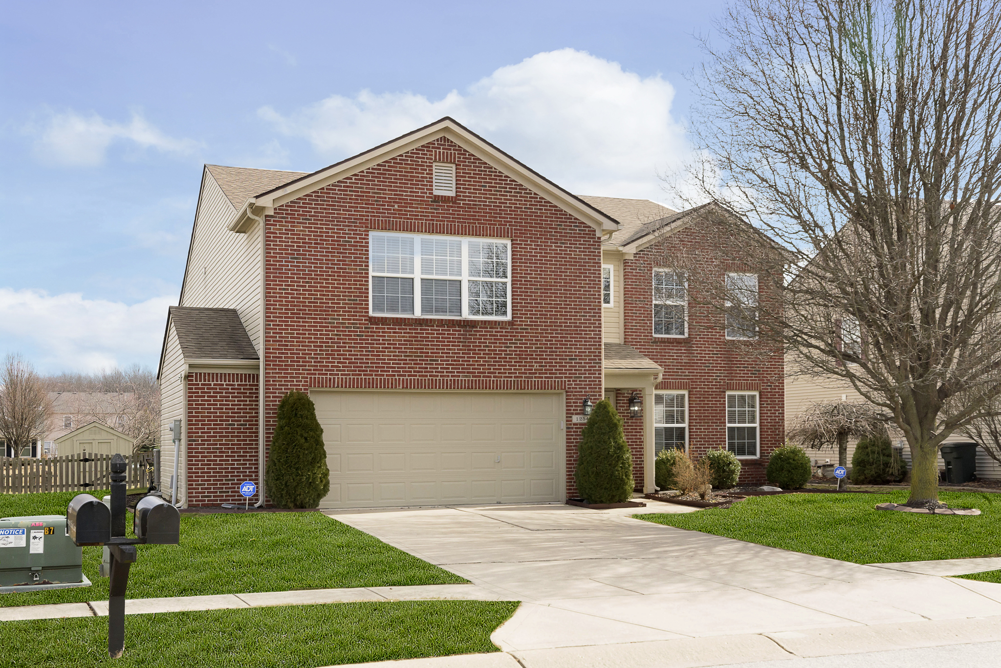 1254 Summer Ridge Lane Brownsburg, IN 46112 - Photo 3 of 33 Gallery Image 3