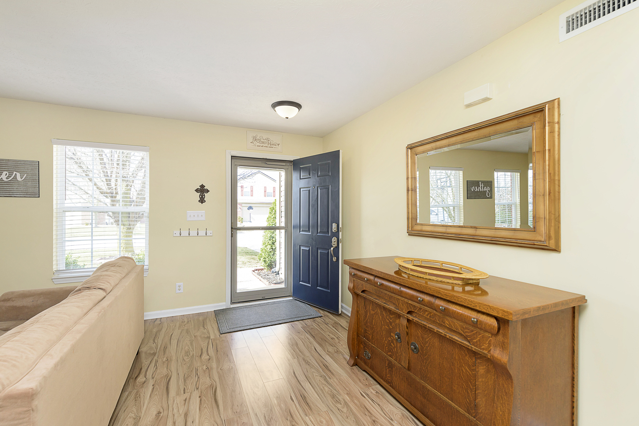 1254 Summer Ridge Lane Brownsburg, IN 46112 - Photo 4 of 33 Gallery Image 4