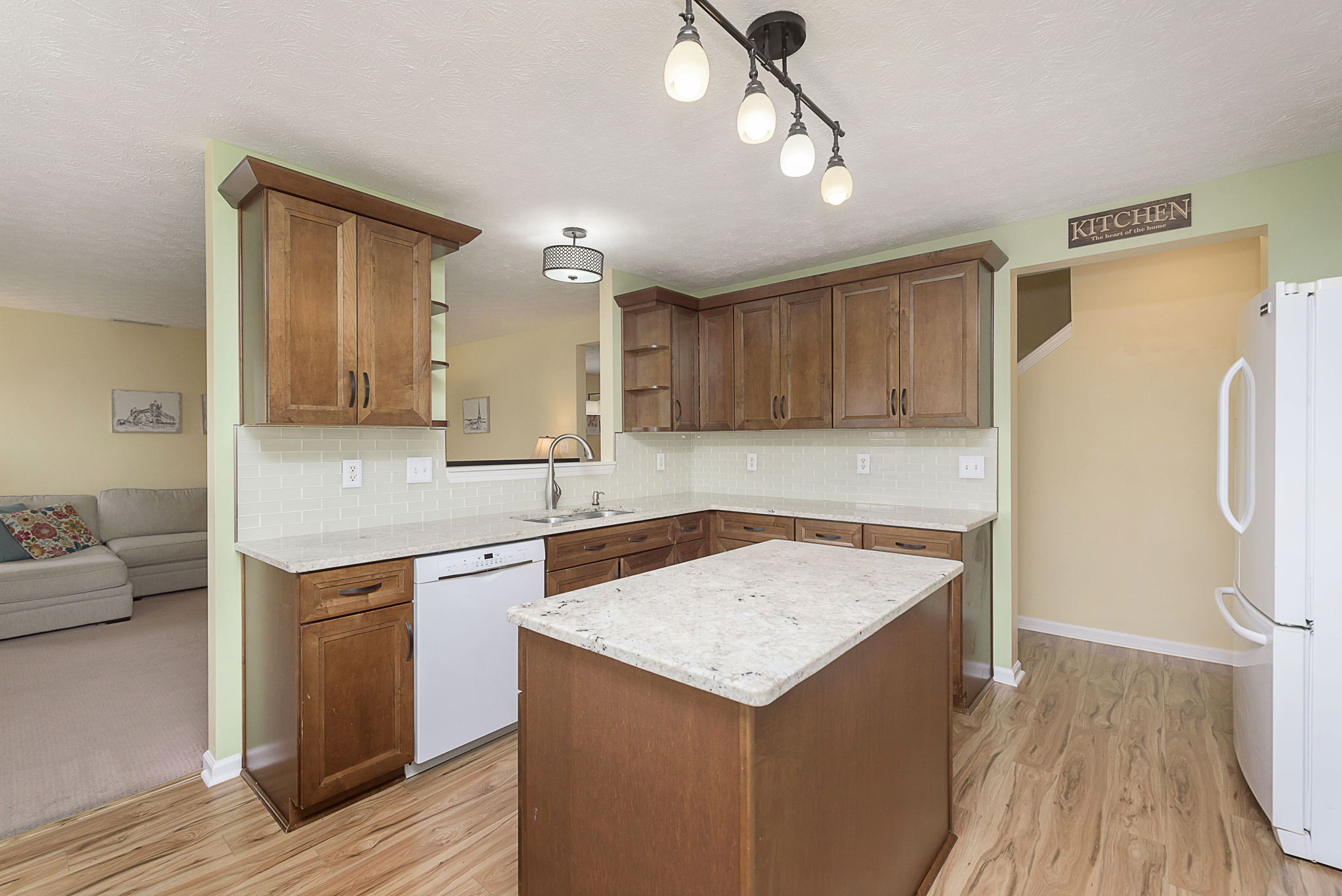 1254 Summer Ridge Lane Brownsburg, IN 46112 - Photo 10 of 33 Gallery Image 10
