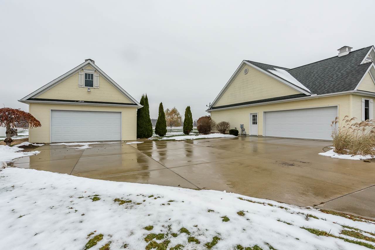 4583 North Gleaner Road Freeland, MI 48623 - Photo 34 of 36