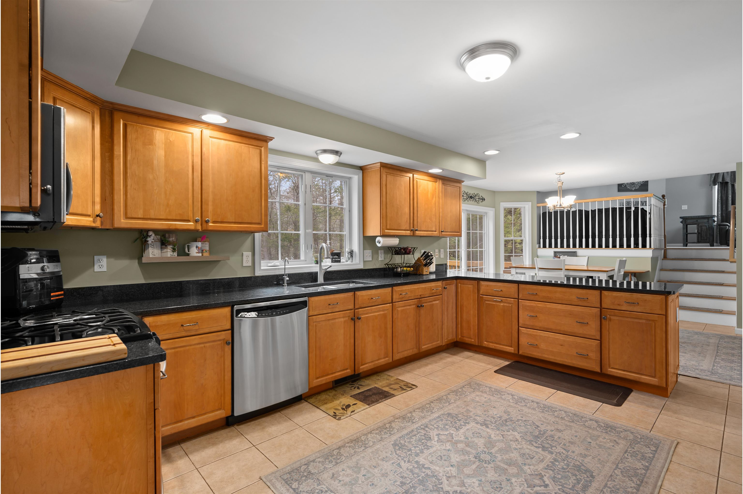 106 McIntosh Road Danville, NH 03819 - Photo 11 of 40